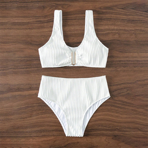 Dame Højskåret Bikini med elegant Ribdesign og moderne Spænde Skovae