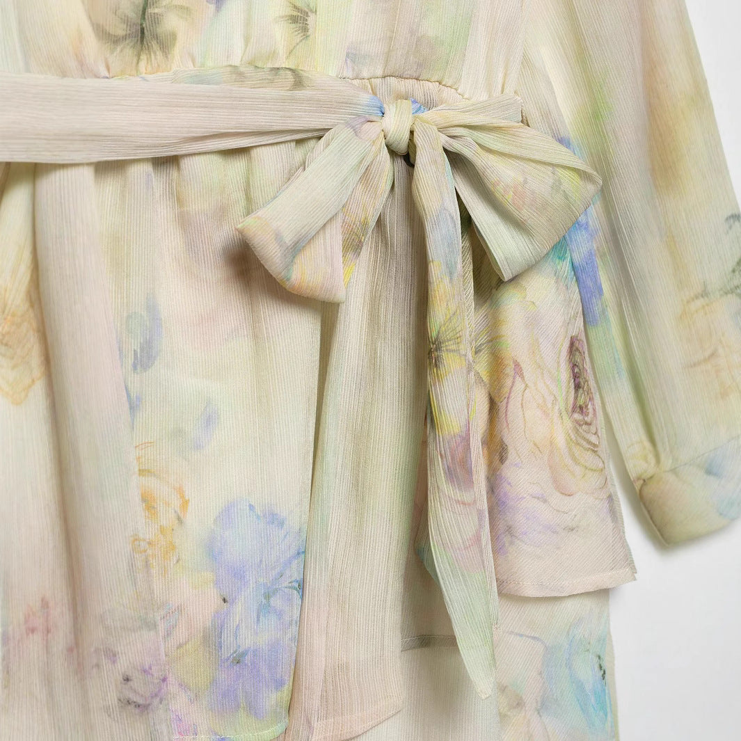 Femme Floral Print V-halskjole med blondebesætning Stilla