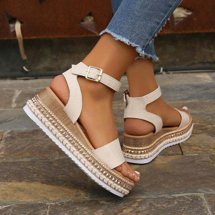 Dame Wedge-sandaler med gyldent akcent og anatomisk fodseng Stilla