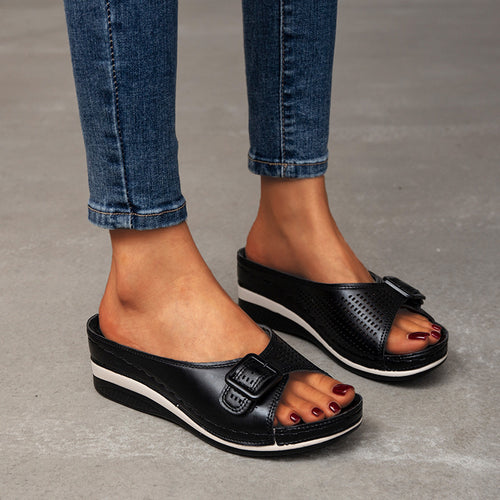 Dame Wedge-sandaler med åndbart overmateriale og stilfuld rem Stilla