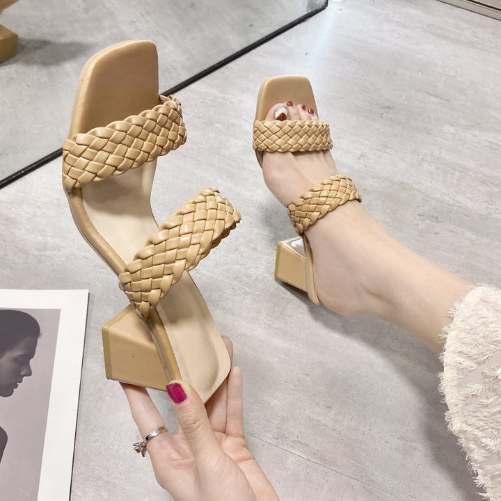Dame Plateau-sandaler med flettet remdesign og komfortabel blokhæl Stilla