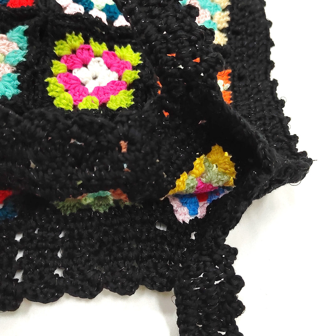 Dame hækle- skuldertaske i farverigt granny-square-design Stilla