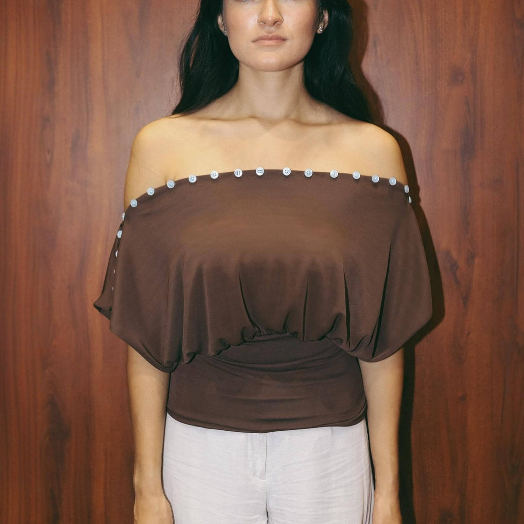 Dame Off-Shoulder Top med elegant knapdekoration Skovae
