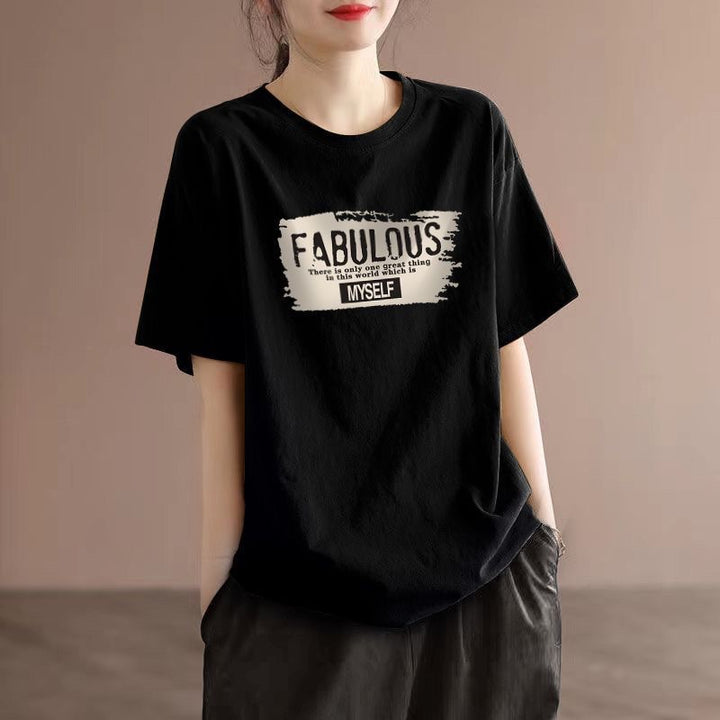 Dame T-shirt med kreativt statementtryk og afslappet snit Stilla