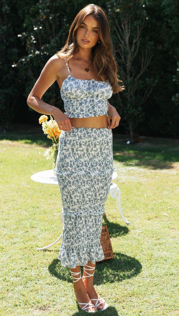 Dame to-delt sæt med floral top og elastisk midi-nederdel Stilla