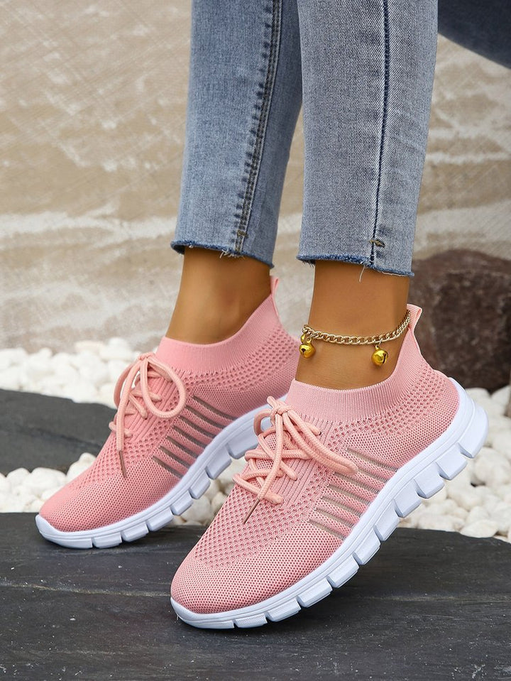Dame komfortable og åndbare sneakers med elastisk netstof Stilla