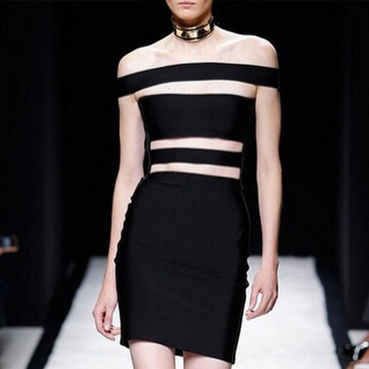 Dame figursyet kjole med off-shoulder design og cut-out-elementer Stilla