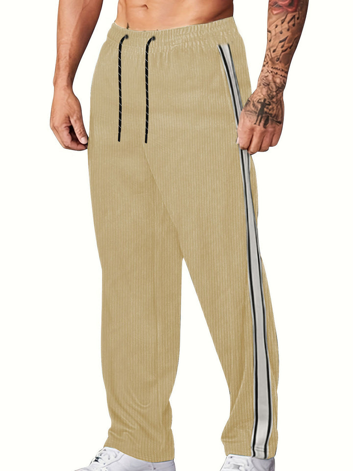 Herren Sporty fritidsbuks med moderigtigt stribedesign og behagelig pasform Stilla