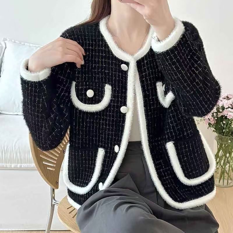 Kvindernes bløde boucle cardigan med lommer Stilla
