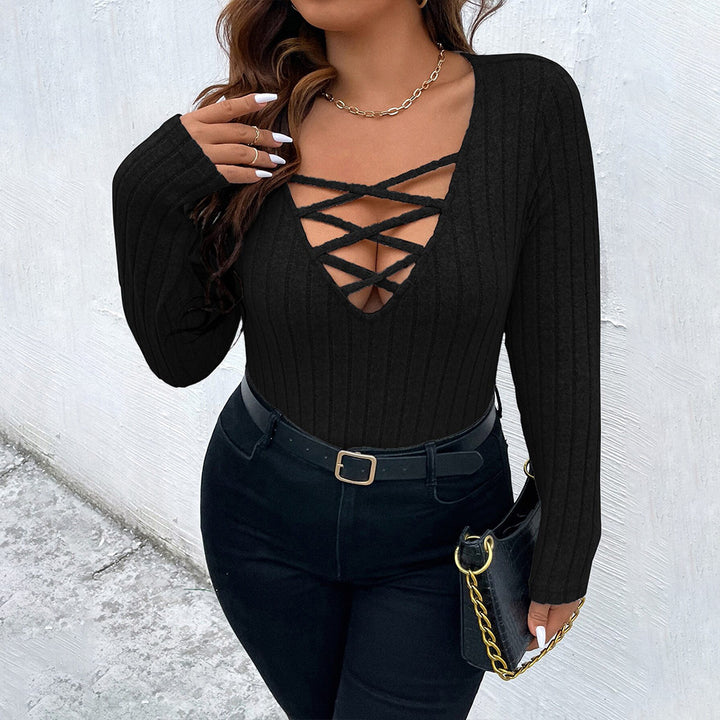 Dame Langærmet Skjorte med dyb V-udskæring og Snørreoptik Stilla