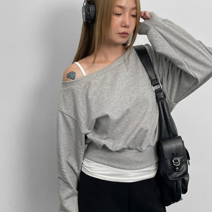 Kvinders afslappede sweater med asymmetrisk halsudskæring Stilla