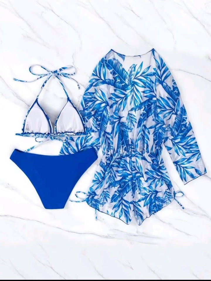 Dame bikiniset med blomster kimono og højt skåret trusse Stilla