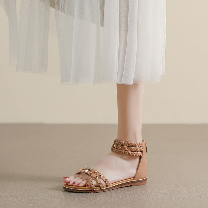 Dame strand-sandaler med flettet rem og prik design Stilla