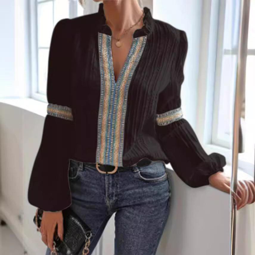 Dame elegant bluse med flæse detaljer og dekorative bånd Stilla
