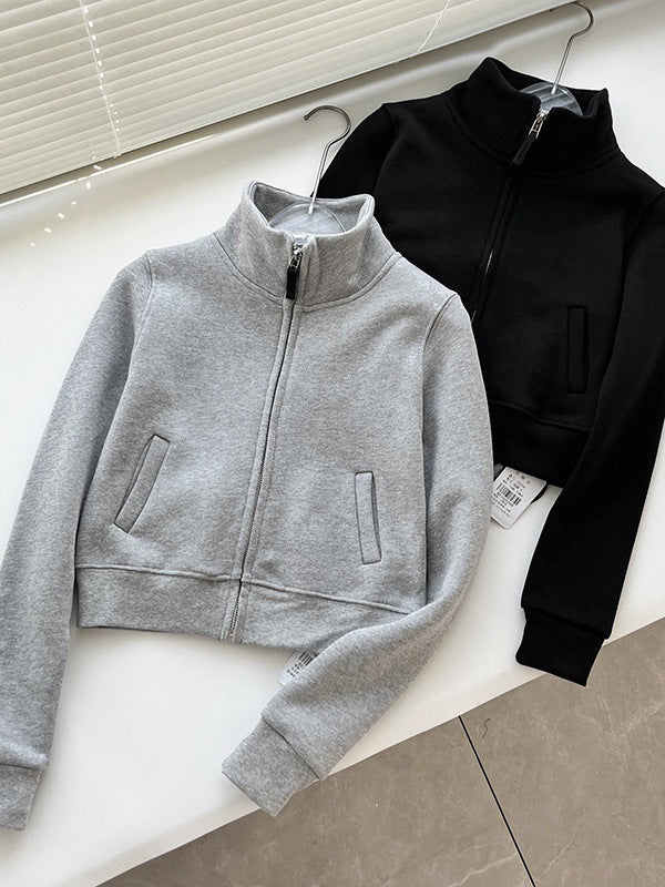 Dame sportjakke med høj krave og cropped design Stilla