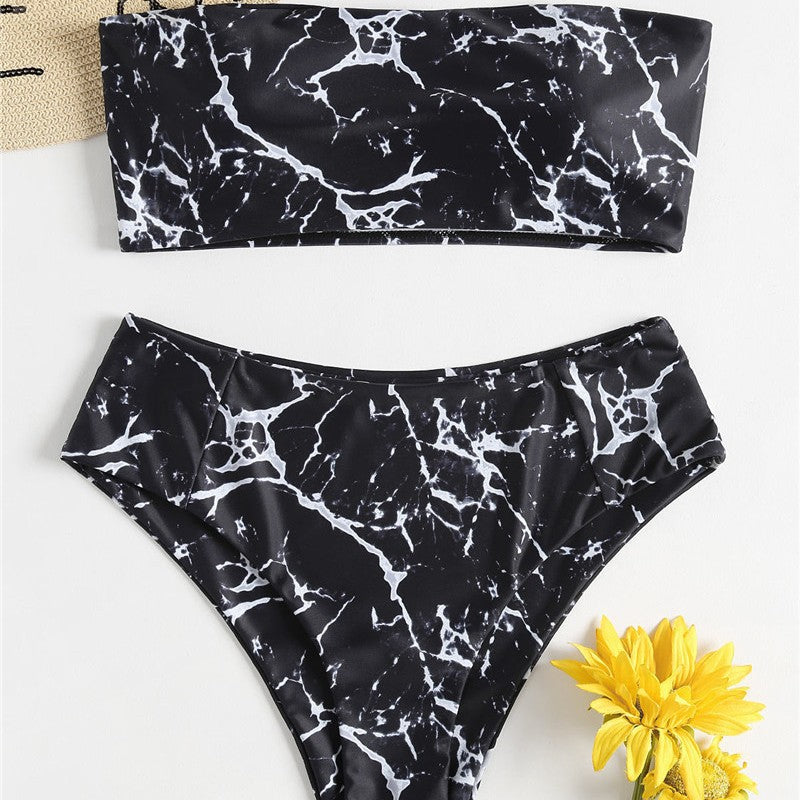 Dame bandeau-bikini med elegant marmor mønster Skovae
