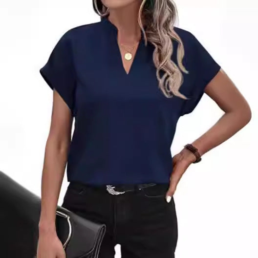 Damer løs top i minimalistisk stil Stilla