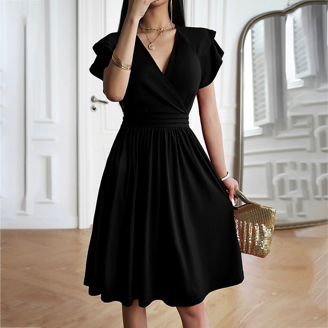 Stilla | Elegant Midi Kjole Med V-Hals