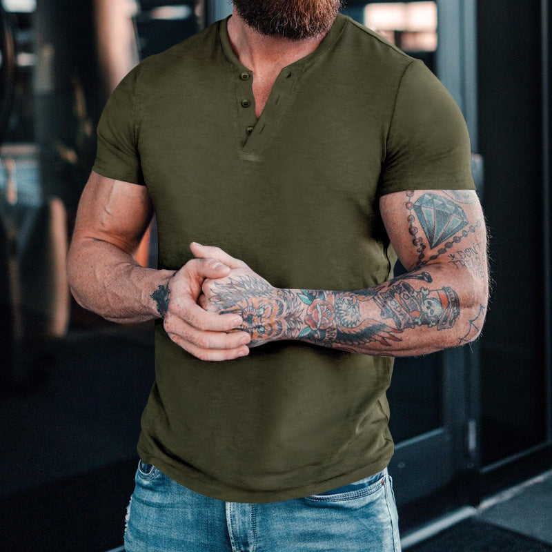 Herrer kortærmet Henley T-shirt med moderigtig krave og praktisk knapdesign Stilla