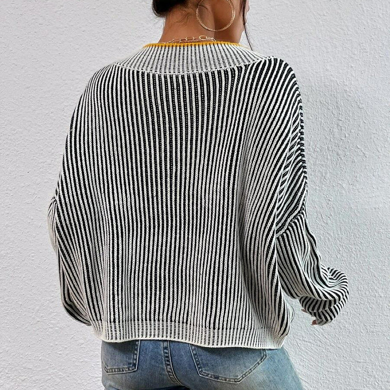 Stilla | Elegant V-udskæring Pullover Med Stribet Mønster