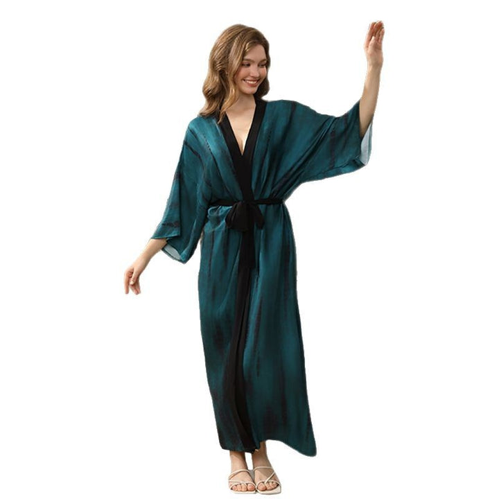 Dame elegant og luftig strandkimono med dyb V-udskæring og bindebælte Stilla