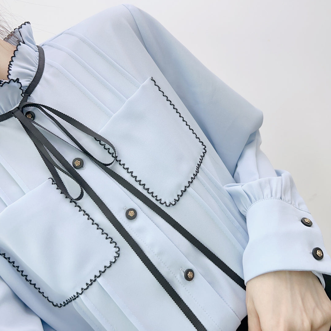 Dame elegant bluse med flæsedetaljer og fashionable bindebånd Stilla