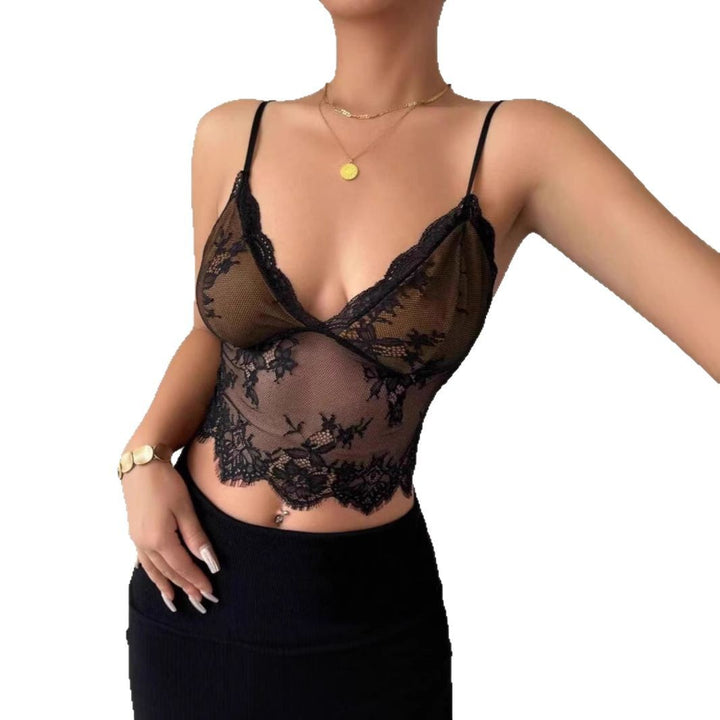 Dame spids-crop-top med forførende detaljer Skovae