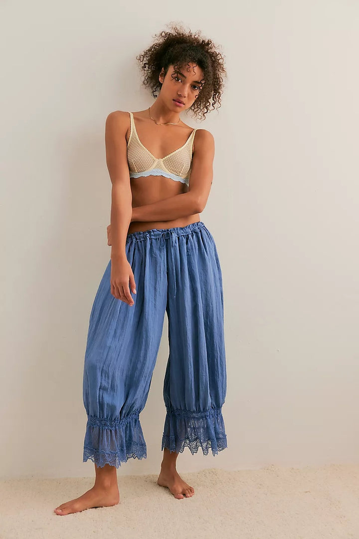Dame Luftig og elegant Culotte med spidsdekoration Skovae
