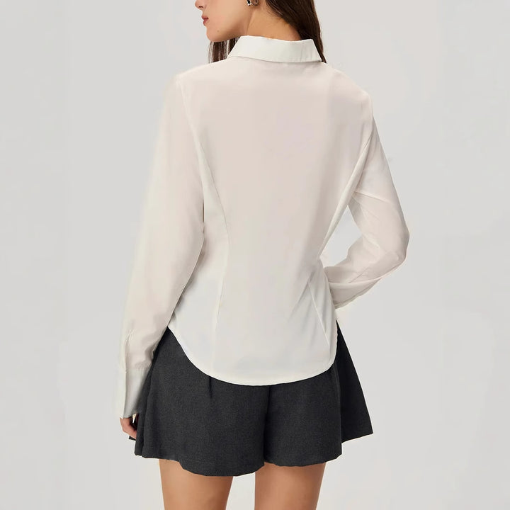 Dame elegant bluse med volangdetaljer Stilla