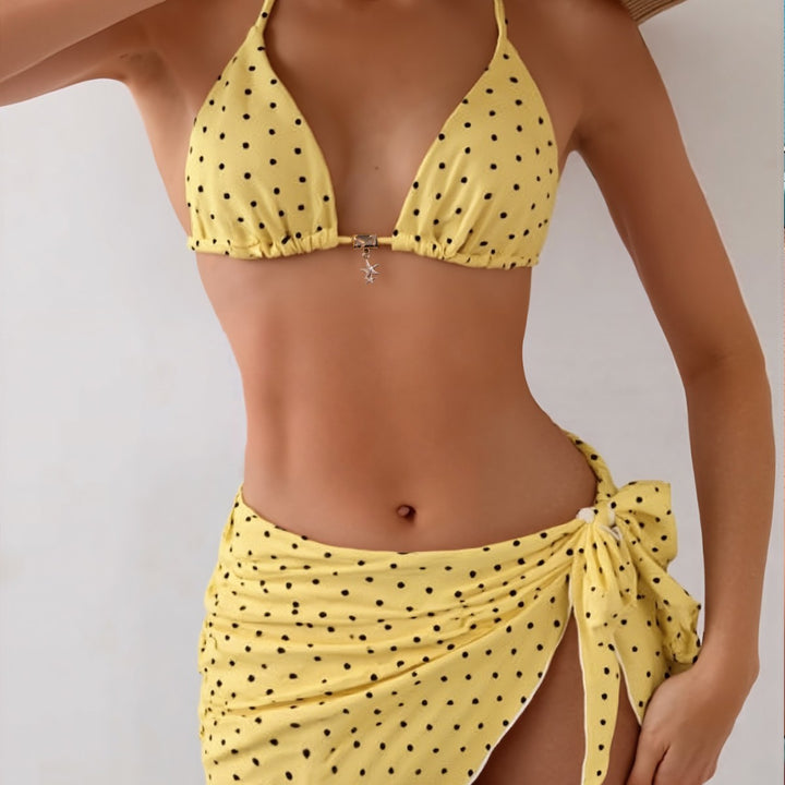 Dame triangelbikini med justerbare stropper og elegante ringdetaljer Skovae