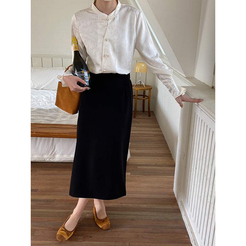 Damer elegant bluse med knapdetaljer og ekstravagant krave Stilla