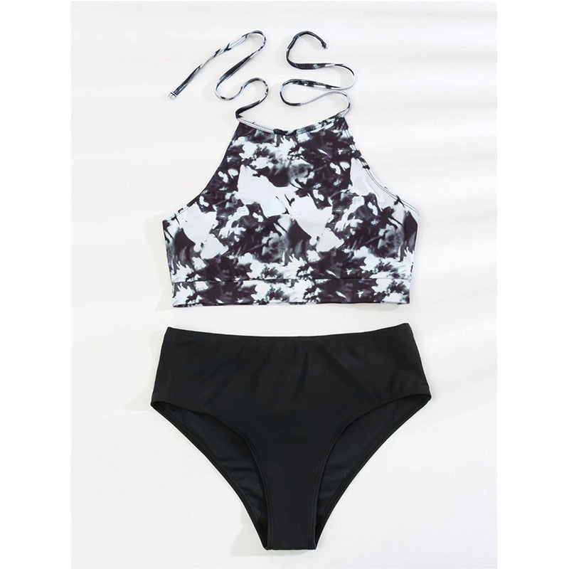 Dame bikini sæt med højtstående top og moderne buksdesign Skovae