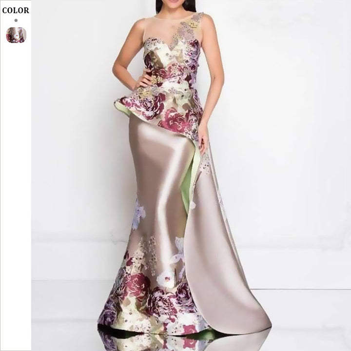 Kvinders Glamourøse Aftenkjole med florale accenter og svajende skirt Stilla