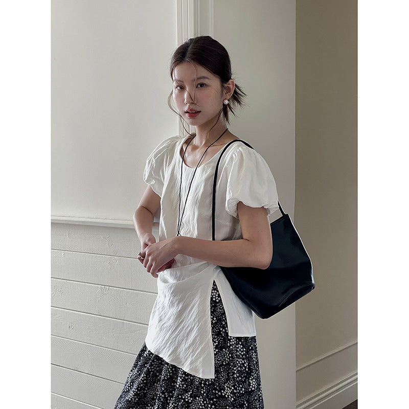 Damer Rynket T-shirt med asymmetrisk snit og justerbare stropper Stilla