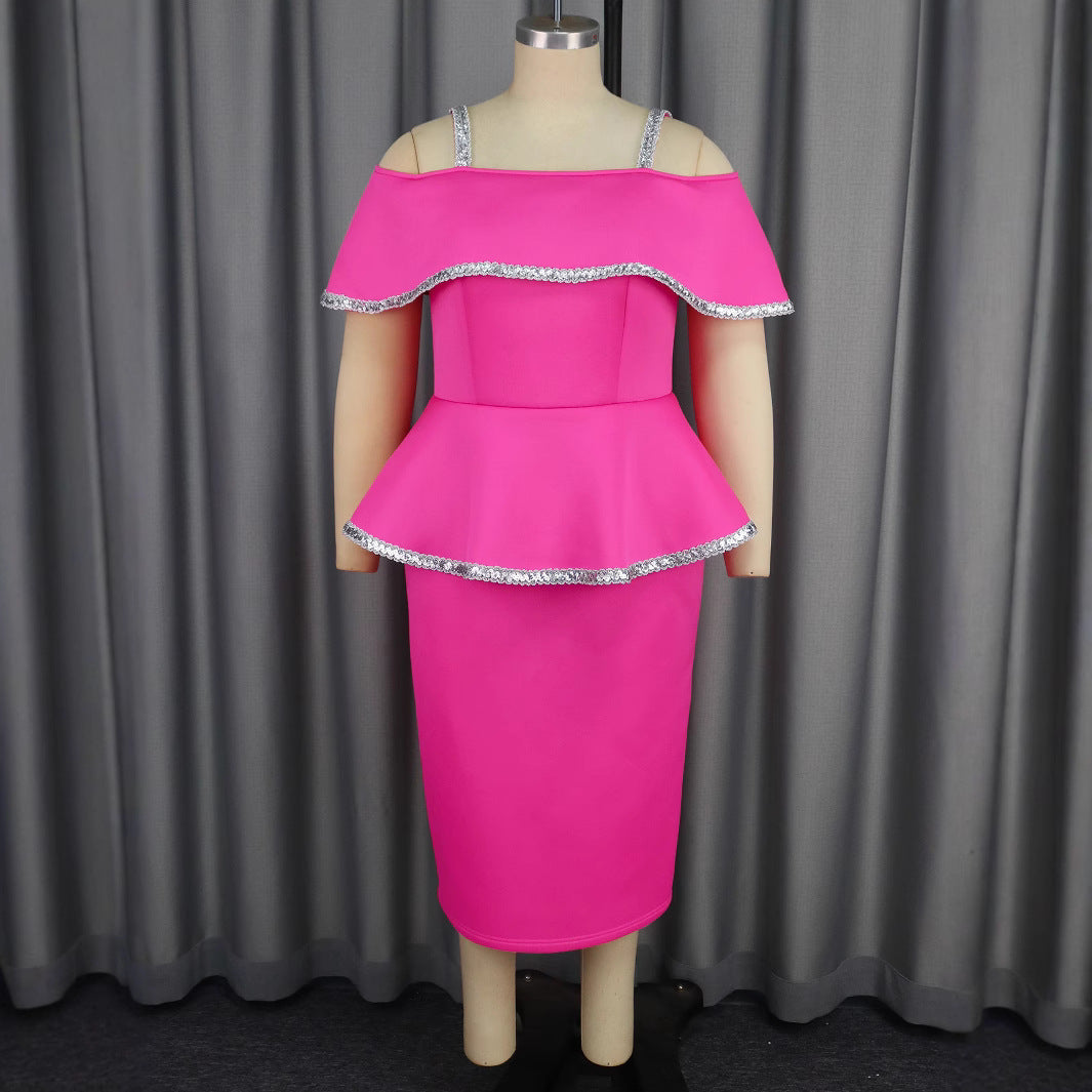 Dame elegant Peplum-kjole med off-shoulder design og glimmerdetaljer Skovae