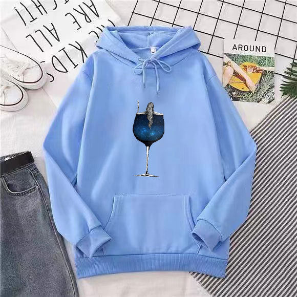 Kvinders hoodie med kreativ cocktail design Skovae