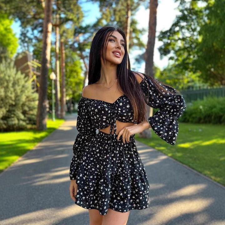 Dame mini-kjole med off-shoulder design og puffærmer Stilla