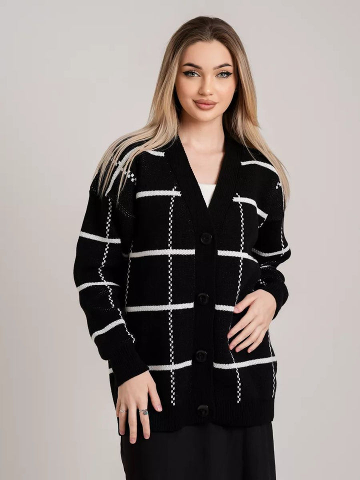 Dame afslappet ternet strikcardigan med knapper og bred pasform Stilla