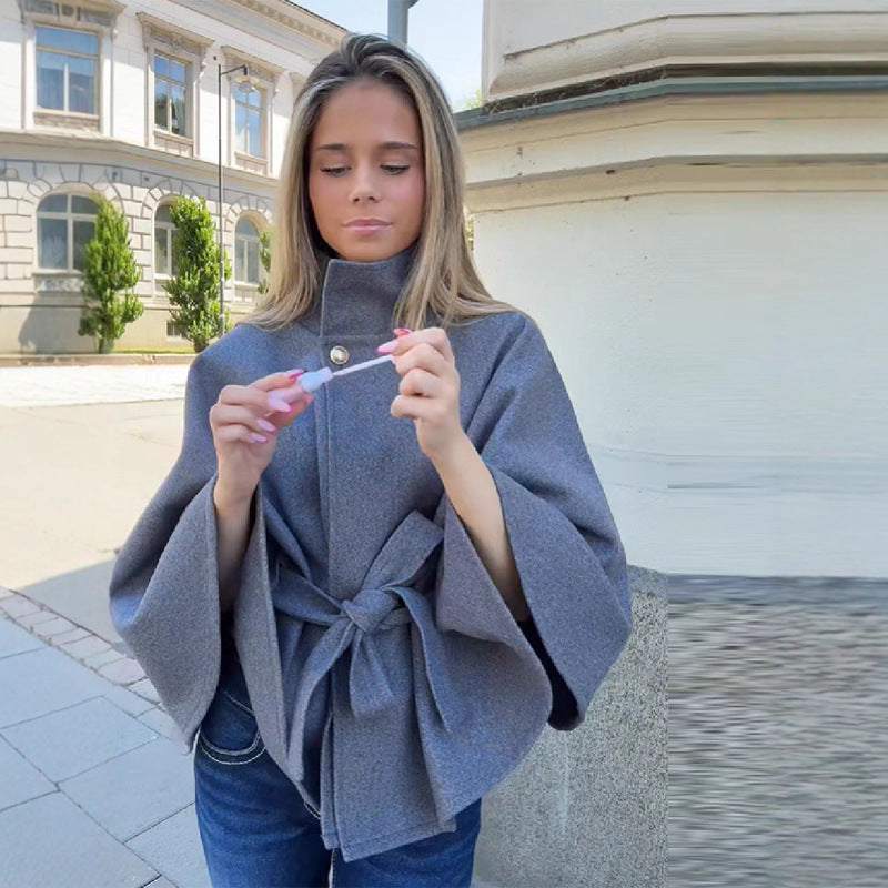 Dame elegant cape jakke med justerbart bælte Stilla