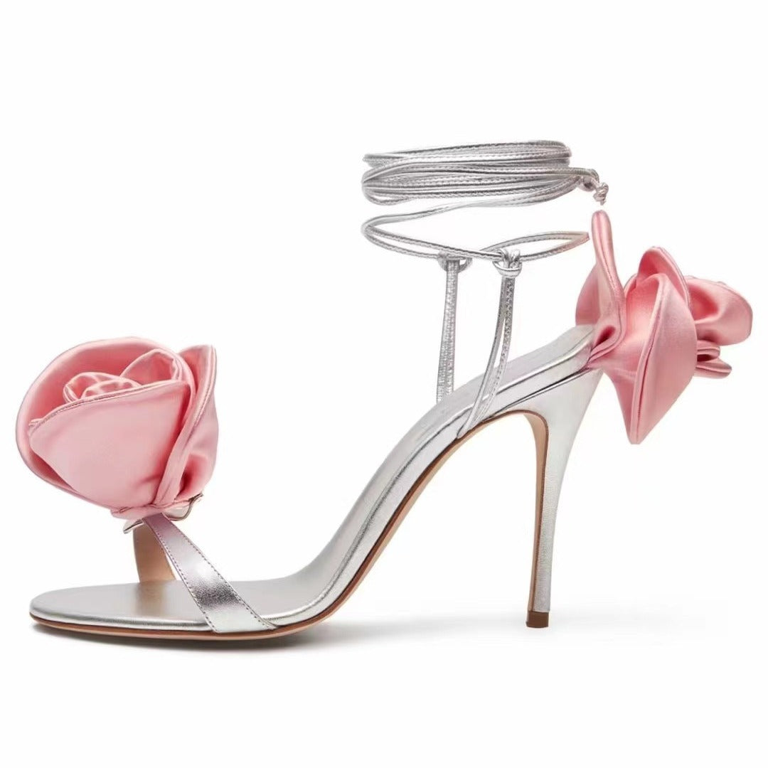 Femme Elegante Høje Hæle Sandaler med Floral Accent Stilla