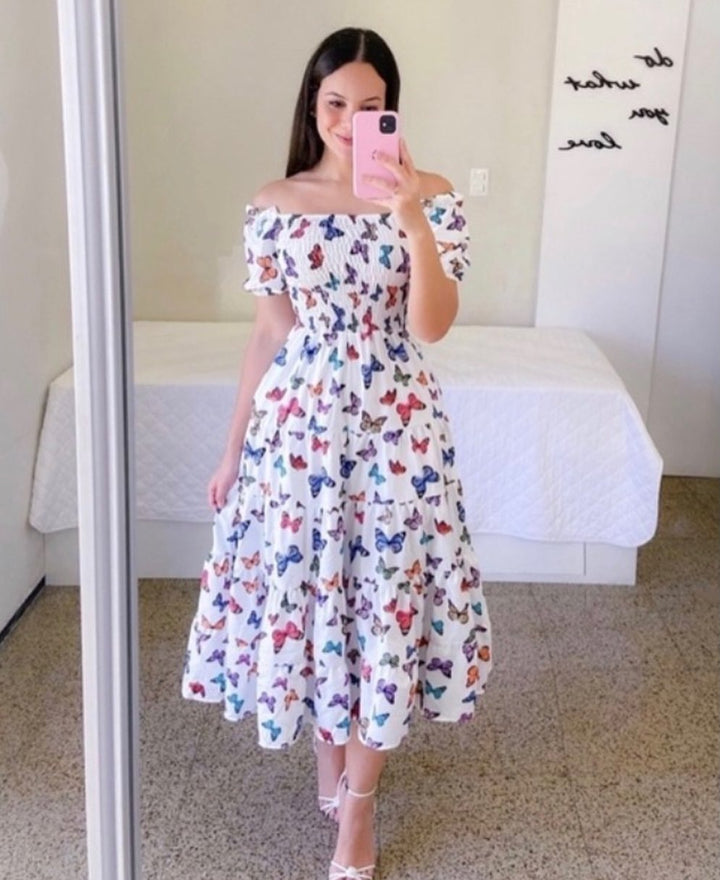 Dame sommerkjole med off-shoulder design Stilla