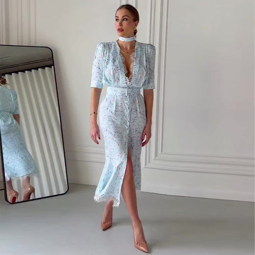 Dame Elegant Midi Kjole med Glitrende Chiffon og Dyb V-Udskæring