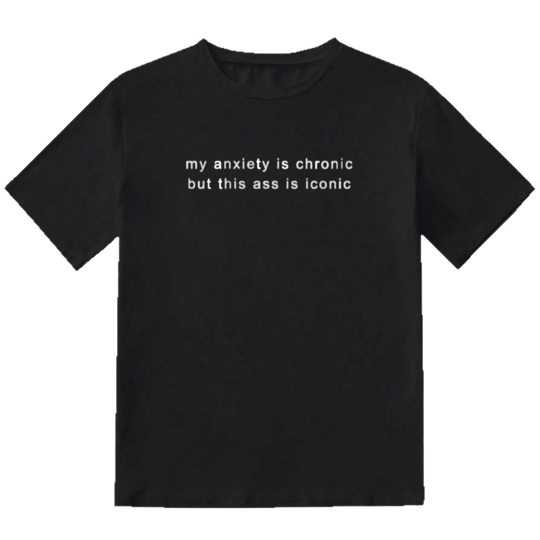 Dame T-shirt med kreativt statement og afslappet snit Skovae