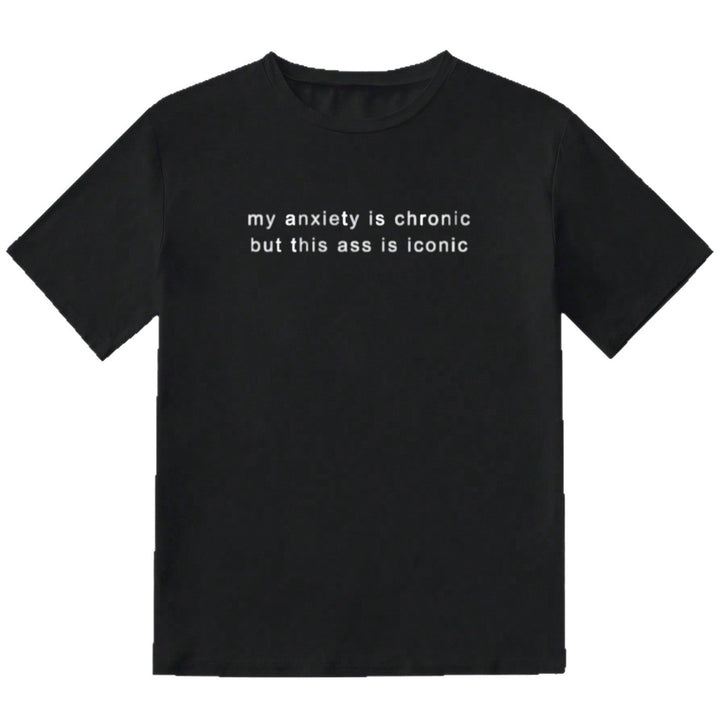 Dame T-shirt med kreativt statement og afslappet snit Skovae