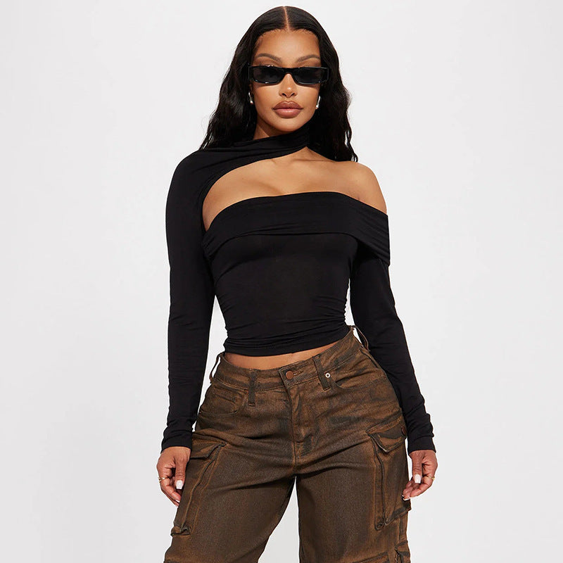 Dame mode top med asymmetrisk snit og elegant ruchesdetalje Skovae