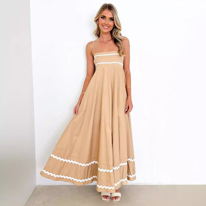 Damen sommer maxi kjole i elegant A-linie snit med sofistikerede dekorative detaljer Stilla