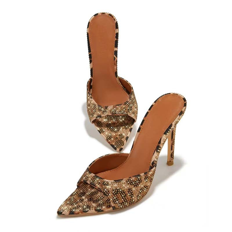 Femme Stiletto Mules med strassdekorationer  Stilla