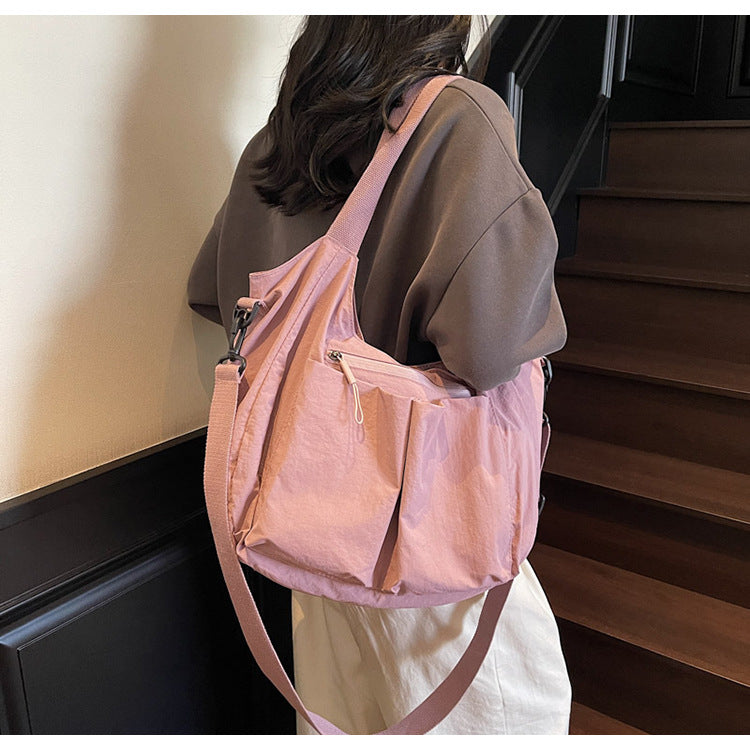 Femme Allvejr Utility Hobo Bag Stilla