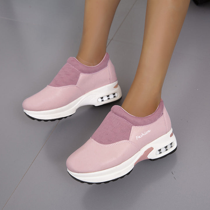 Damer Komfortable Slip-On Sneakers med åndbart mesh-overflade og polstret fodseng Stilla