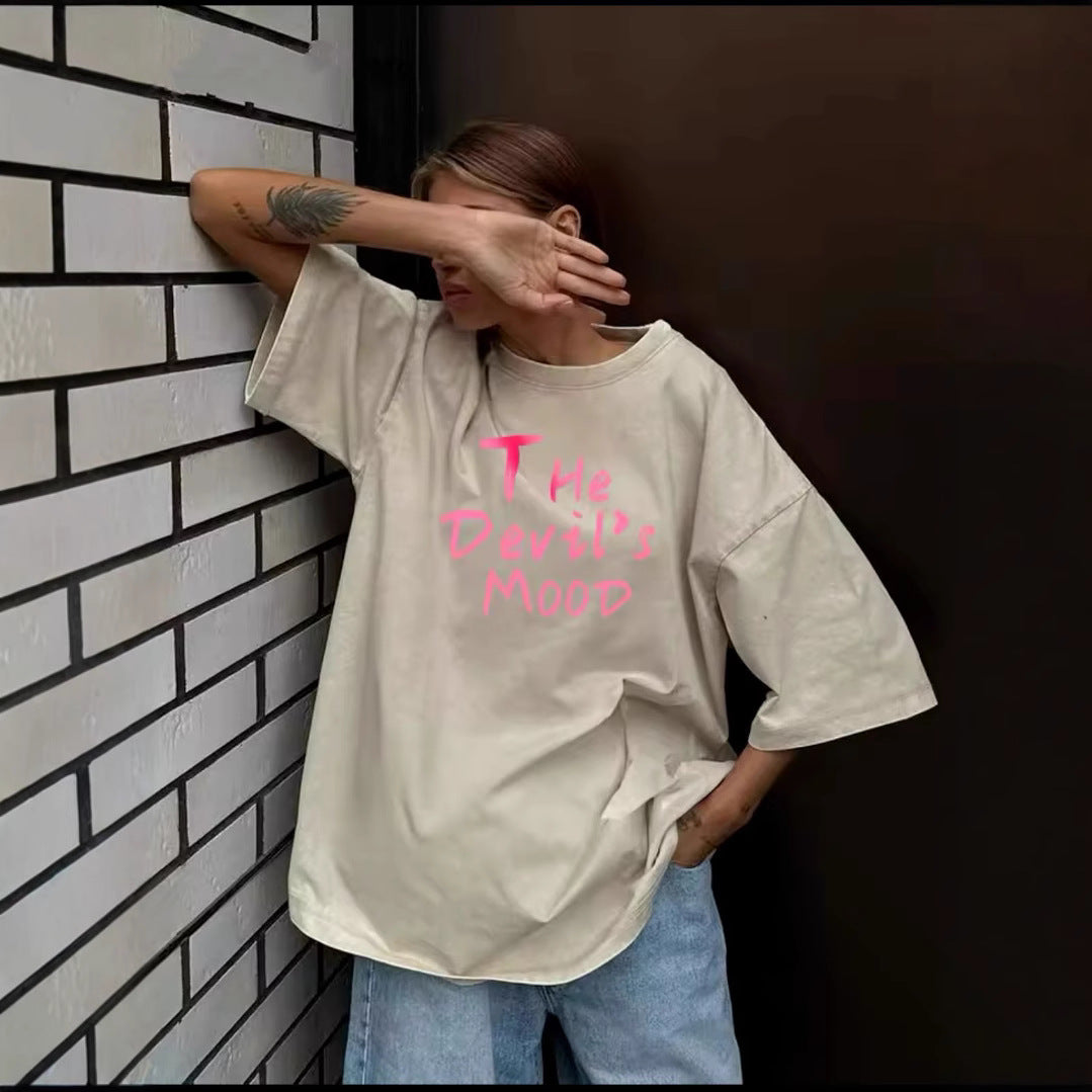 Damer Oversized T-shirt med stilfuld statement-tryk og behagelig pasform Stilla